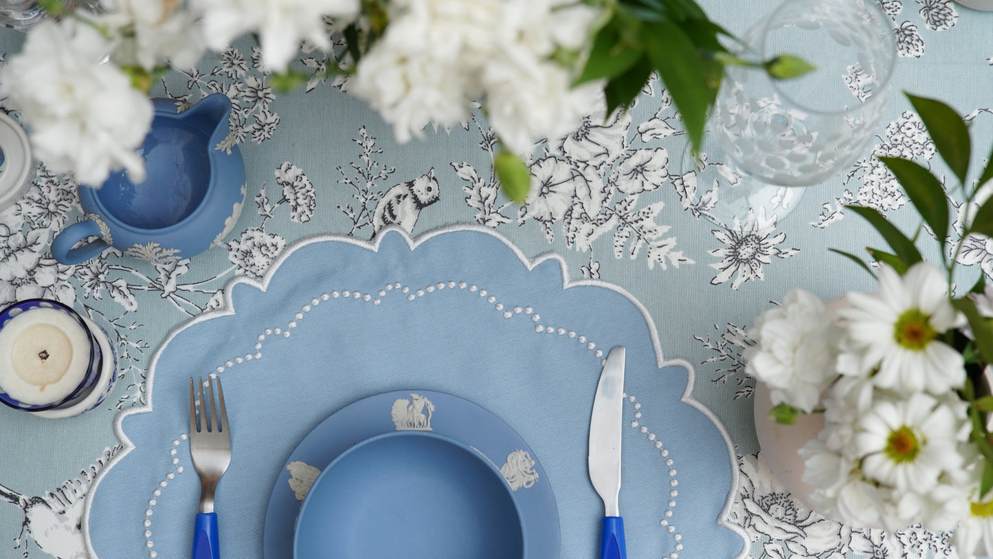 HARMONY BLUE WHITE TRIM FABRIC PLACEMAT