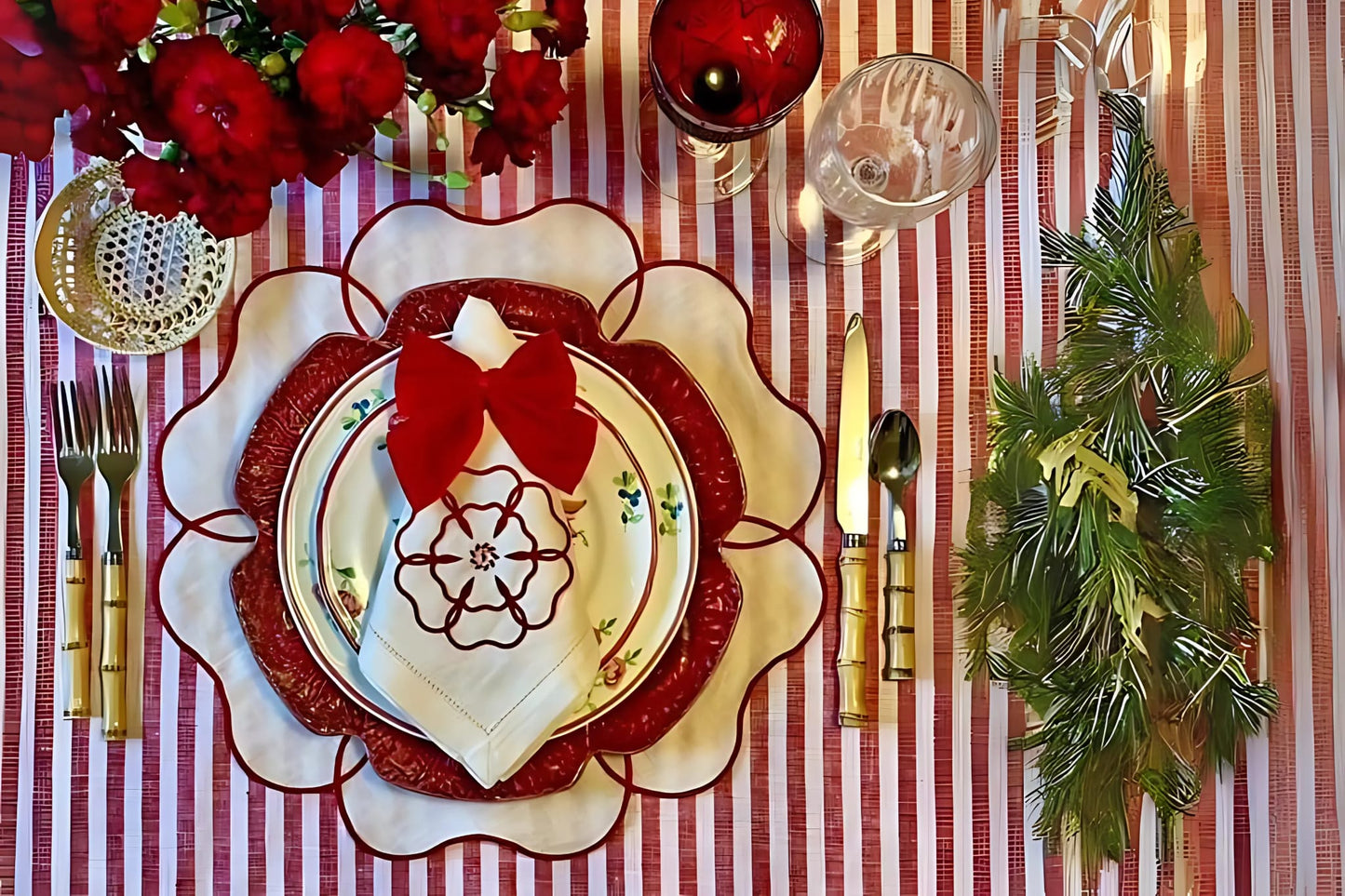 Floral Red Linen Placemat & Napkin Set for Stylish Table Decor