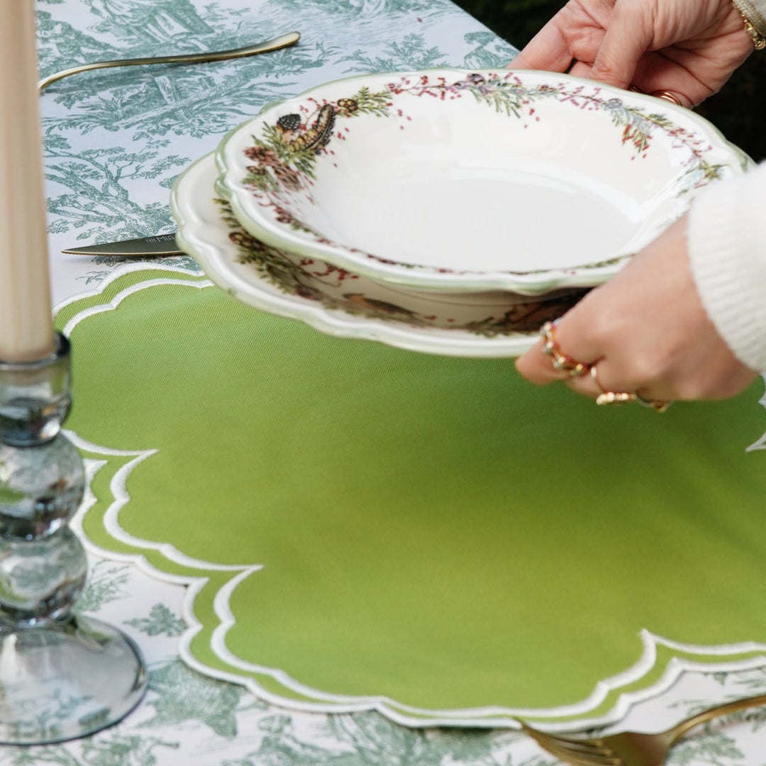 Spring wedding table styling with the versatile green embroidered cotton mat for modern and boho interiors
