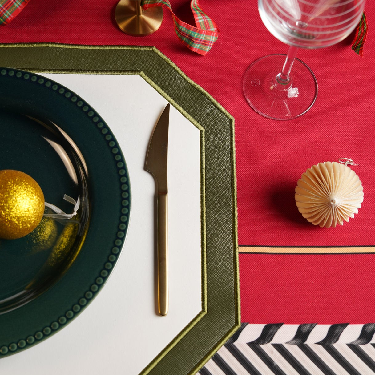 Zenvia Dark Green Octagon Faux Leather Placemat
– detailed shot highlighting the stain-resistant, handcrafted quality and layered construction of the faux leather surface. Exclusively by PNR Decor.