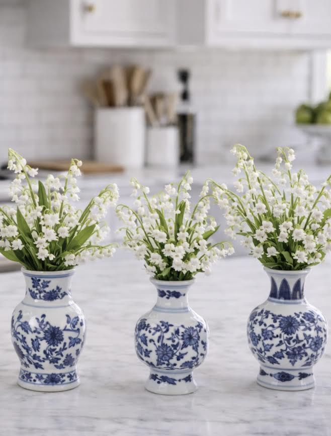 Set of 5 Mini Dark Blue Bud Vases
