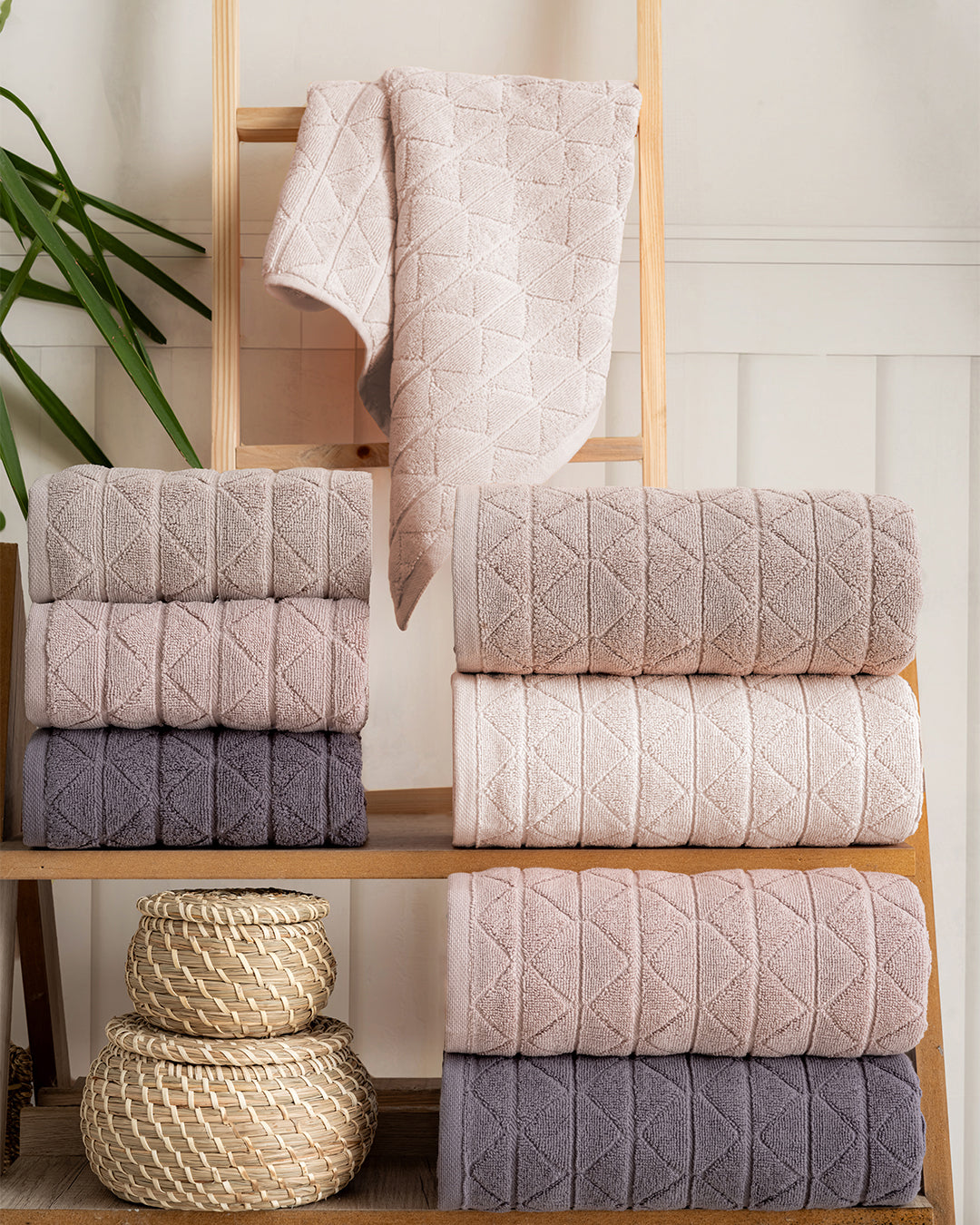 Serava Royal Embroidered Towel Set – Premium Hand & Kitchen Towels