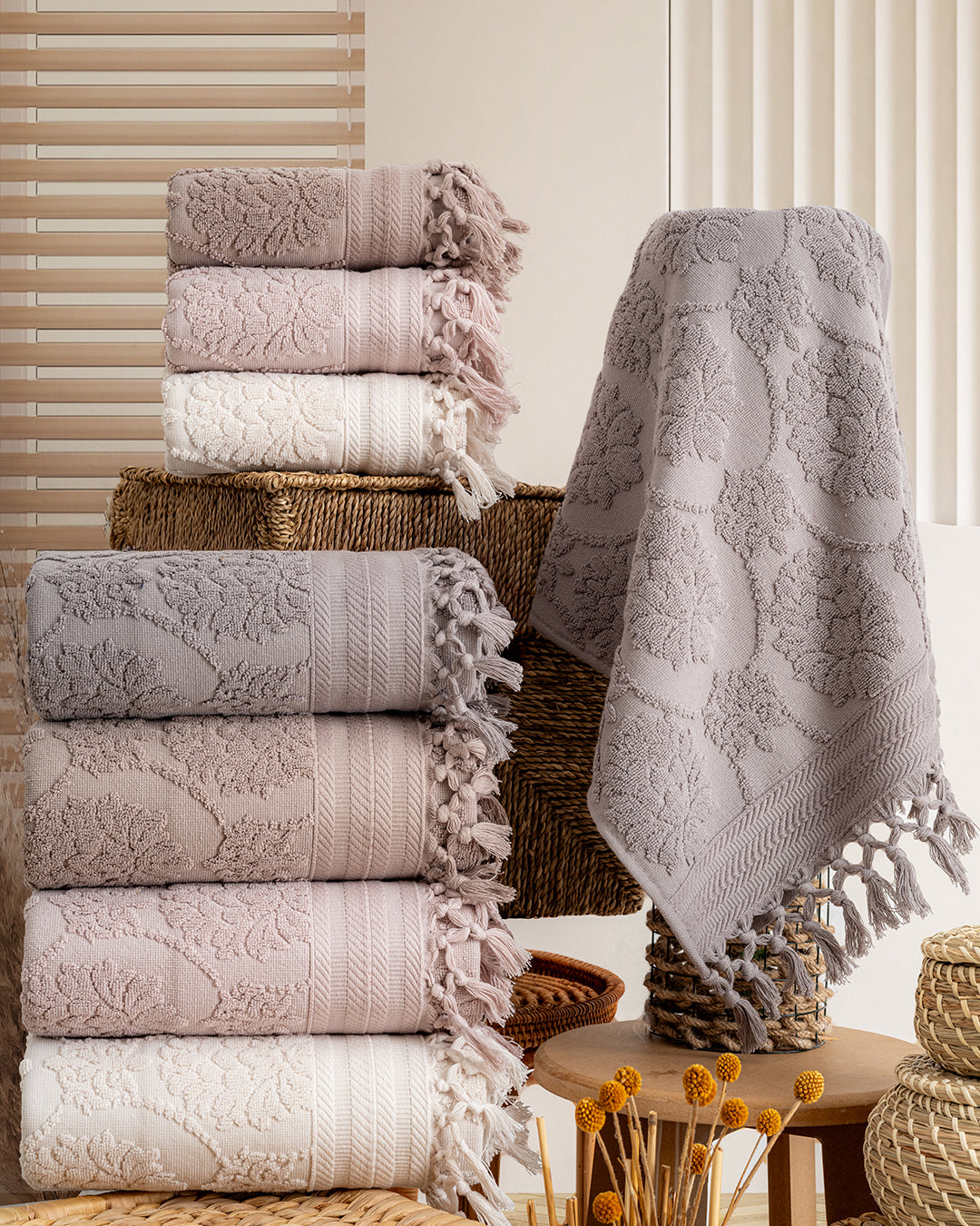Serava Harem Embroidered Towel Set – Premium Hand & Kitchen Towels