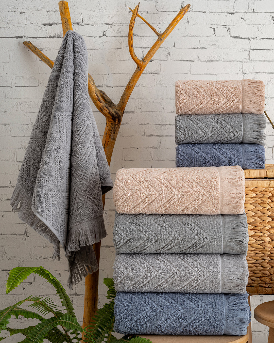 Serava Oslo Embroidered Towel Set – Premium Hand & Kitchen Towels