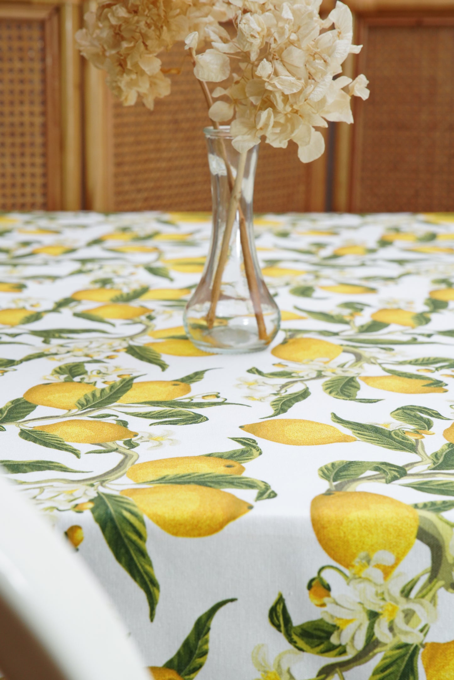 BREEZE LEMON YELLOW RECTANGLE TABLECLOTH