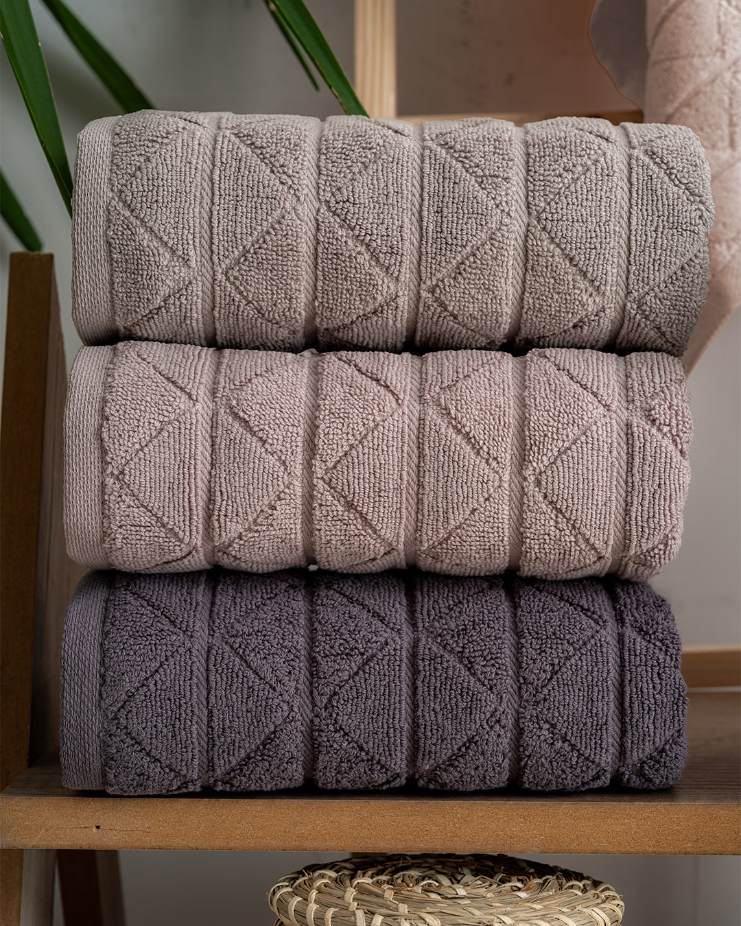 Serava Royal Embroidered Towel Set – Premium Hand & Kitchen Towels