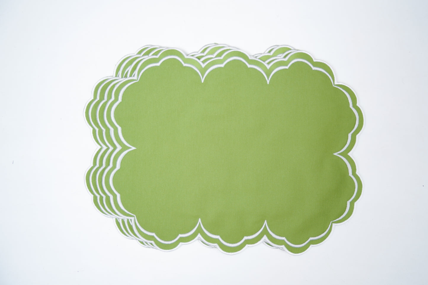 AQUELLE GREEN WHITE TRIM FABRIC PLACEMAT
