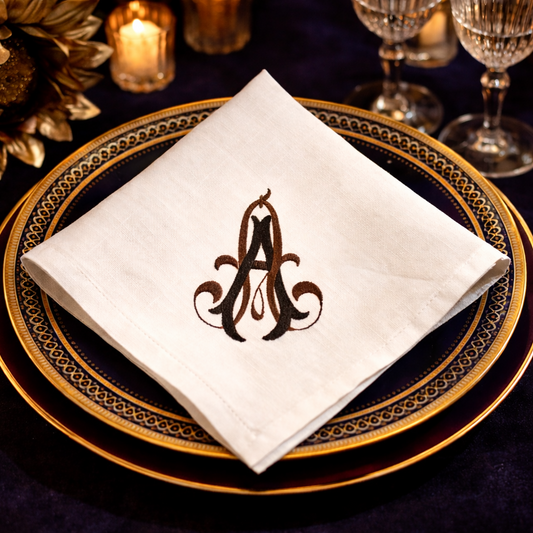 CUSTOM  MONOGRAM WHITE CLOTH NAPKIN - ELEGANT PASTEL TABLE LINENS