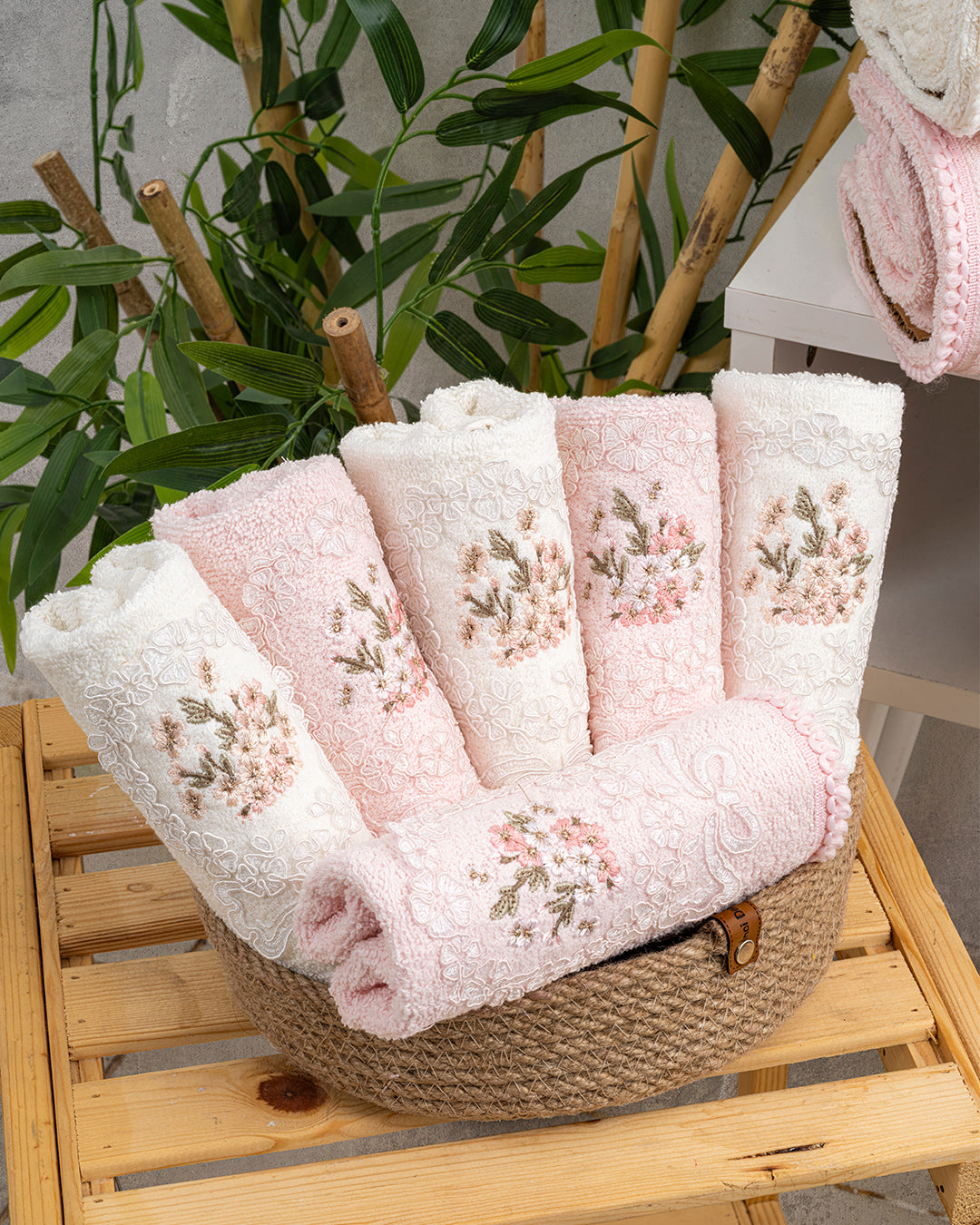 Nuvee Embroidered Cotton Towel Set – Premium Hand Towels
