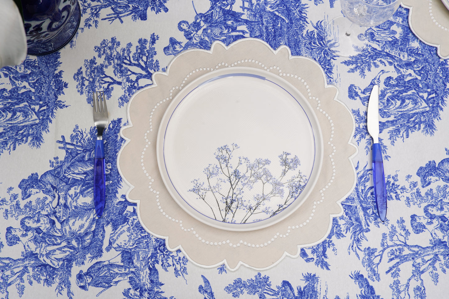 HARMONY CREAM WHITE TRIM FABRIC PLACEMAT