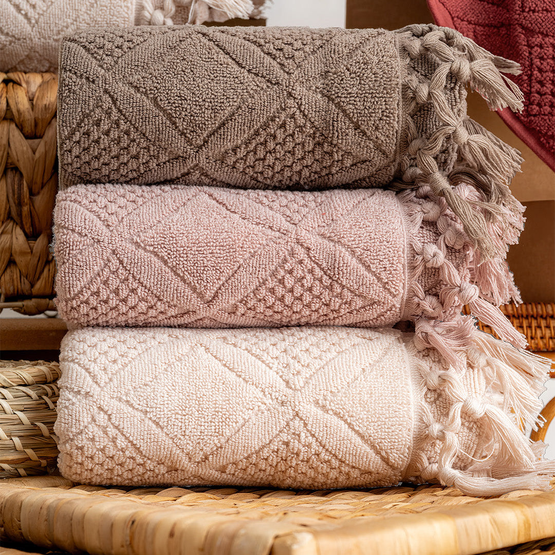 Serava Porto premium hand and kitchen towel set folded and arranged for everyday use and gifting by PNRDECOR ship from USA