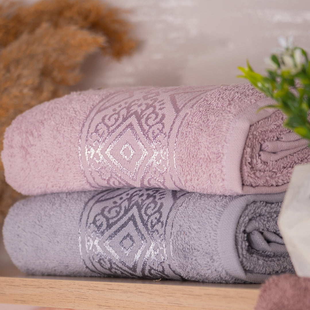 Soakta premium kitchen towels hanging neatly in a modern kitchen setting by PNRDECOR ship from USA