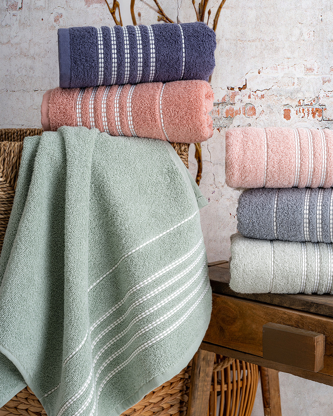 Fluffra Embroidered Cotton Towel Set – Premium Hand Towels