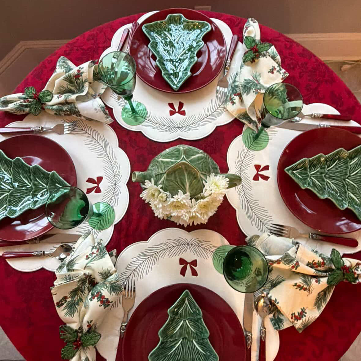 Aura round vegan leather placemat styled for a holiday table setup by PNRDECOR ship from USA