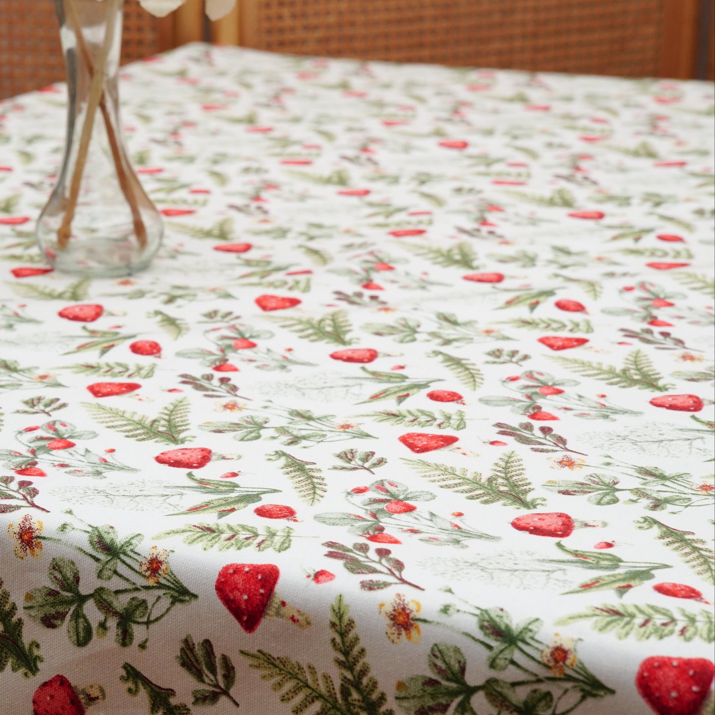 A beautiful made-to-order tablecloth in an eco-friendly cotton blend, designed to be wrinkle-resistant and low maintenance—perfect for elevated entertaining. Ships from USA.