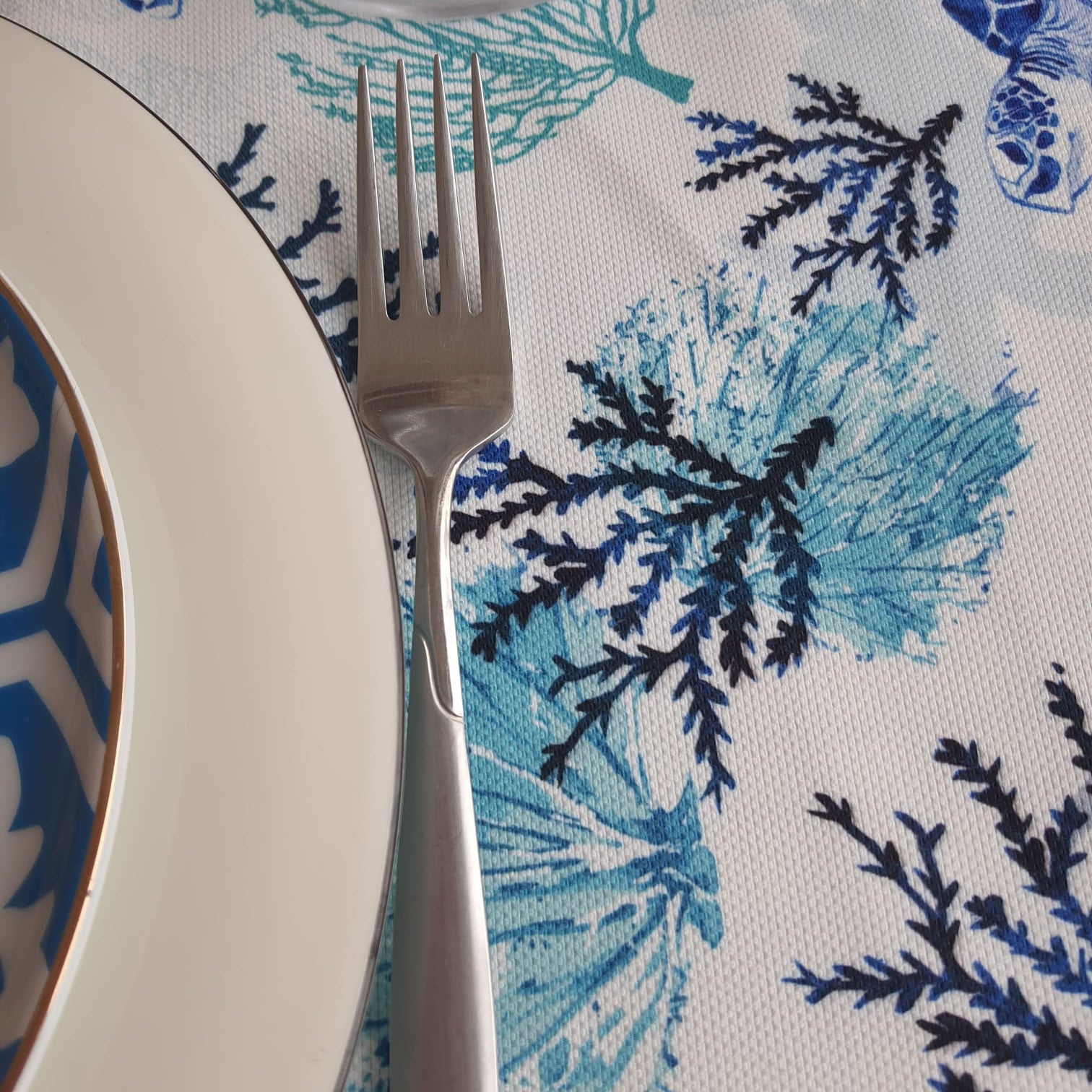 Coastal decor tablecloth with sea turtle pattern, perfect for beach house dining, summer gatherings, and themed events