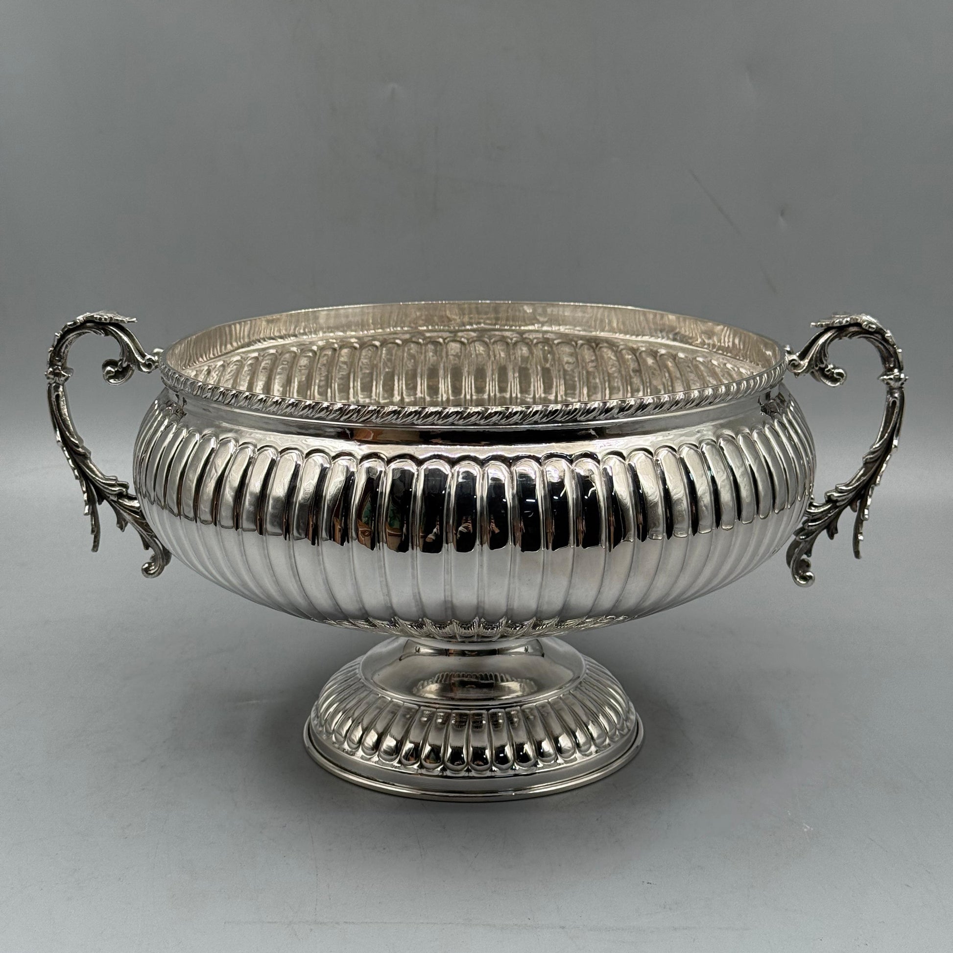 Elegant silver trophy style bowl with fluted body and pedestal base by PNR Decor ship from USA