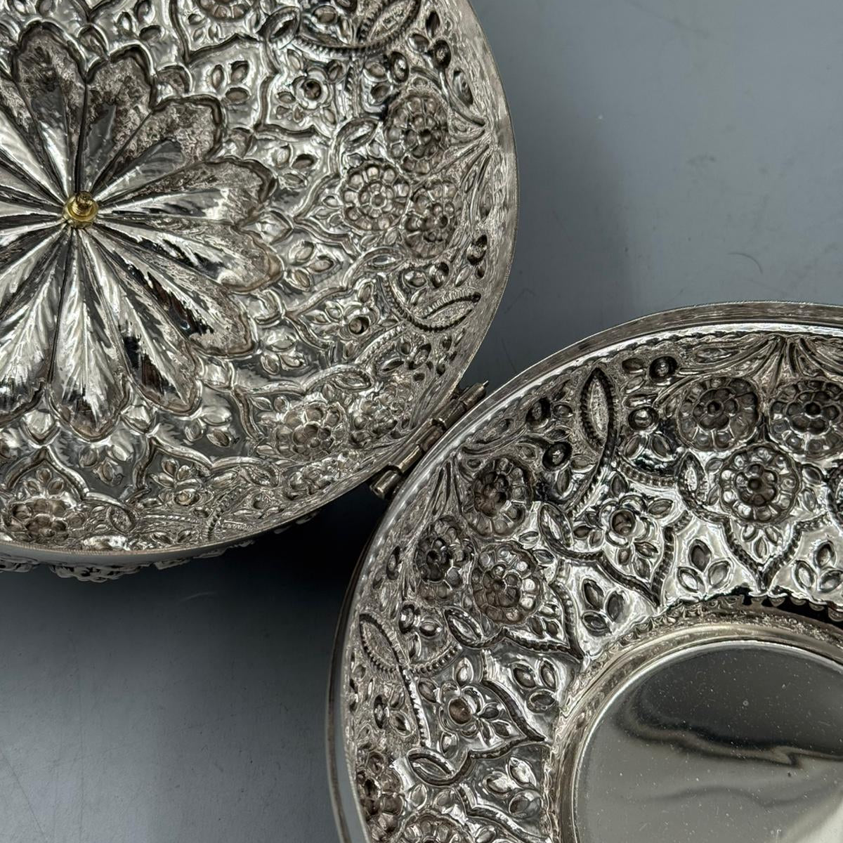 Hand-engraved 900 sterling silver pumpkin-shaped bonbonniere with a golden floral handle, handcrafted in Istanbul Grand Bazaar.