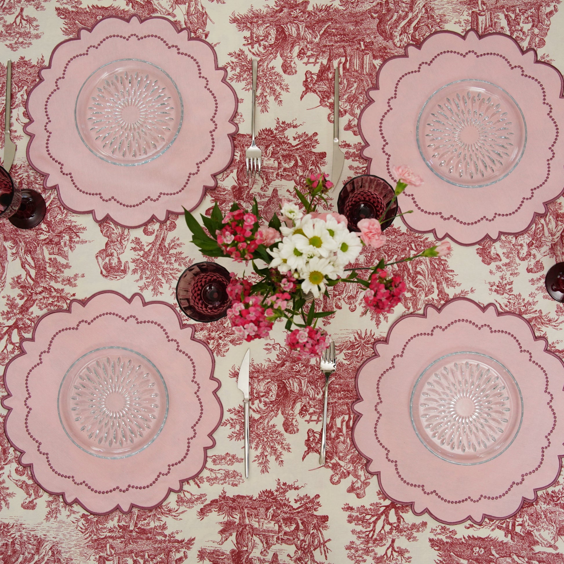 Elegant tabletop styled with a single Harmony cotton placemat