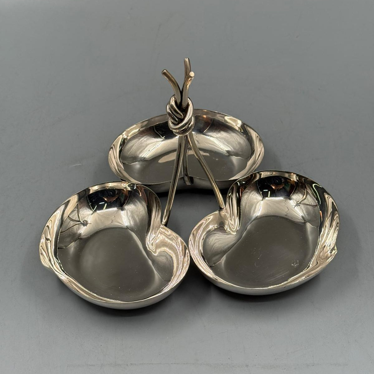 Decorative heart shaped metal snack bowls, perfect for nuts, chocolates, and sweets