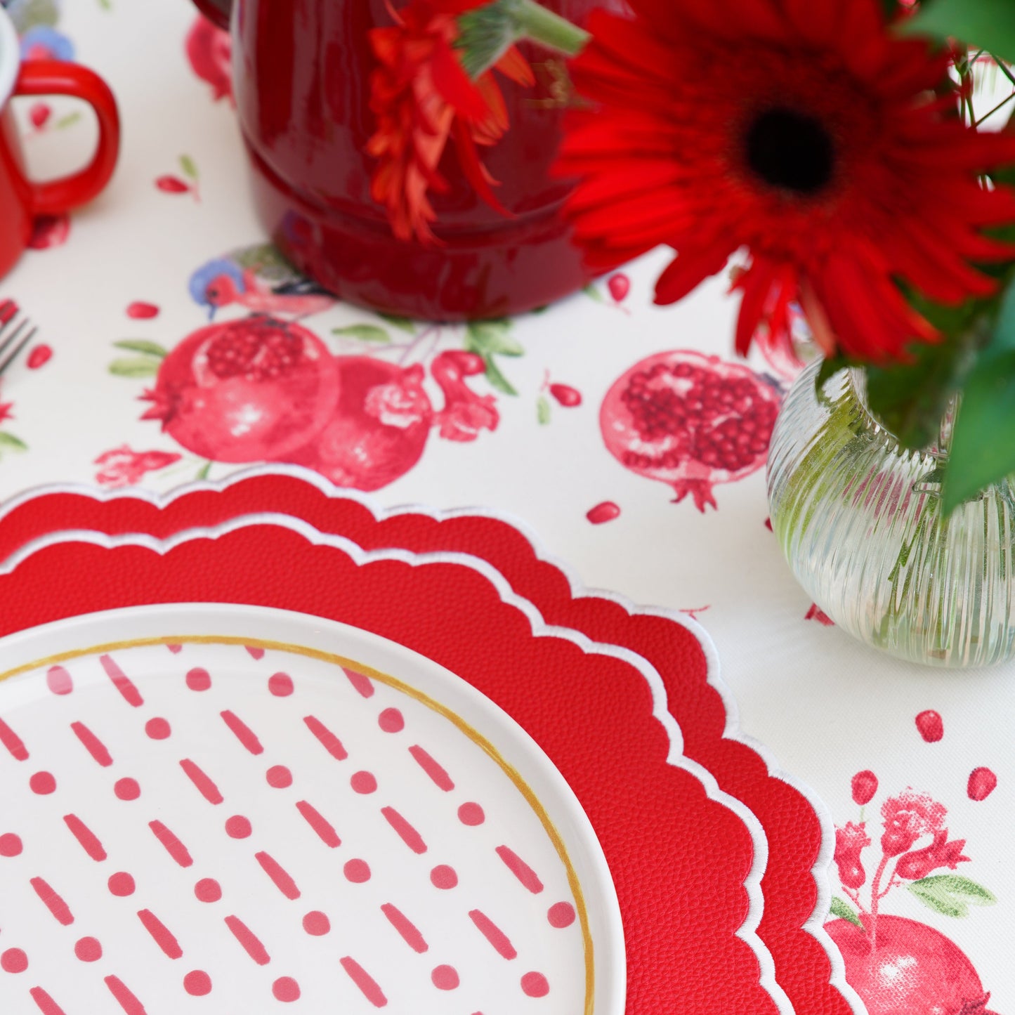 Eco-friendly cotton-blend tablecloth designed for effortless hosting: stain resistant, easy to maintain, and perfect for stylish gatherings and events. Quickly shipped from the USA.