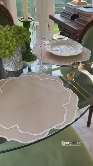 Elegant table scene featuring the Sorelle Beige & White Square Fabric Placemat, highlighting its clean embroidered edges, soft texture, and contemporary square shape – by PNR Decor.