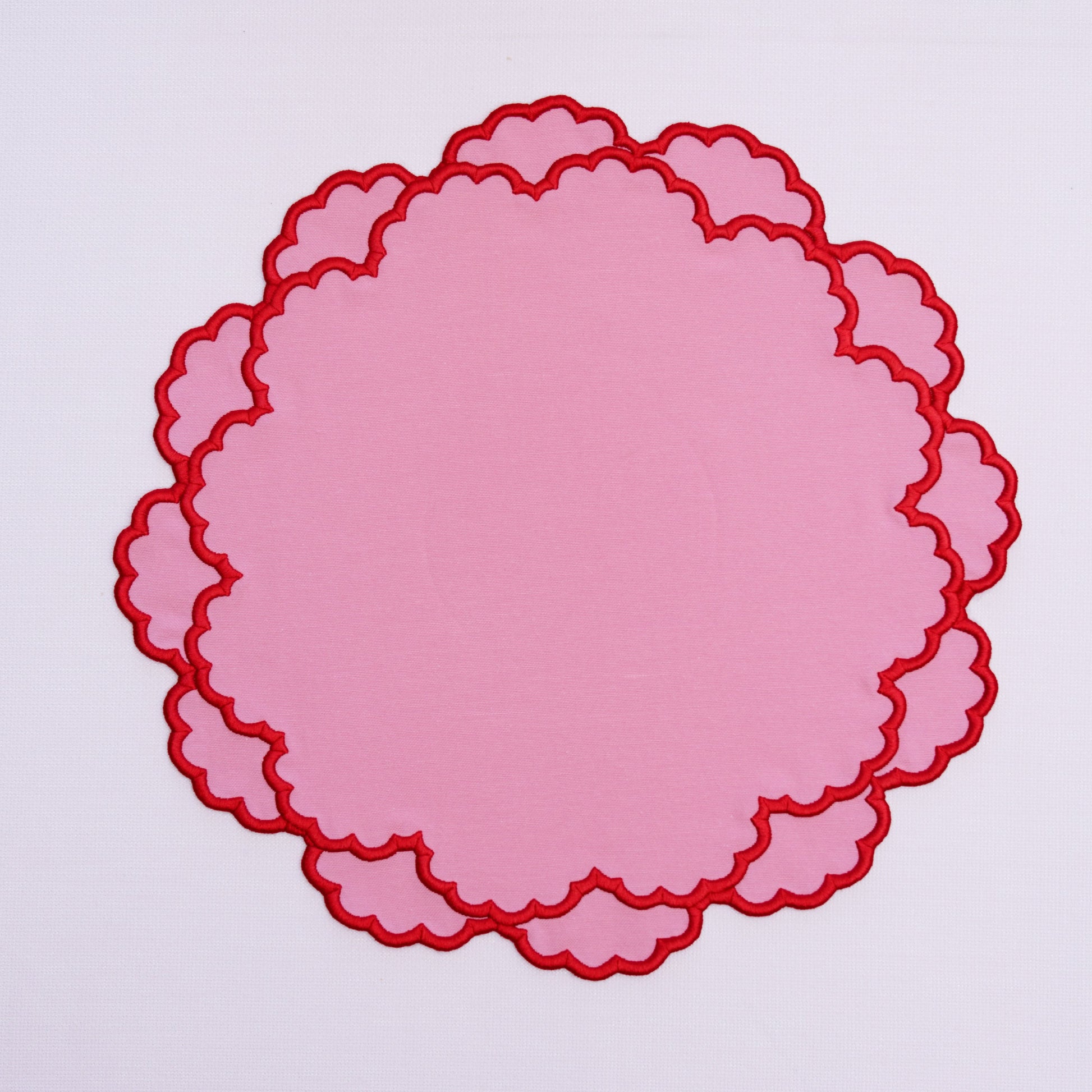 Stylish set ideal for weddings, romantic dinners, or festive tables