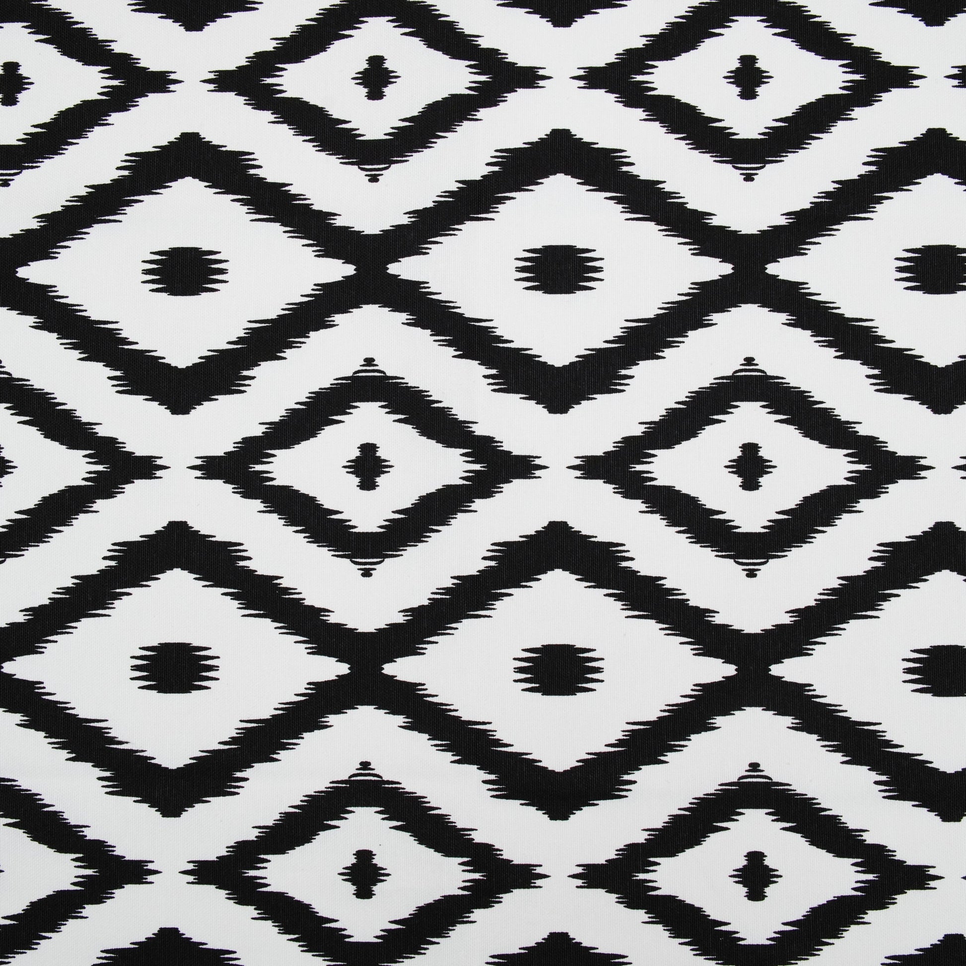 Eco-friendly cotton-blend custom tablecloth designed for effortless hosting: water-repellent protection, wrinkle resistance, and a polished look for rustic dining or formal gatherings. Quickly shipped from the USA.